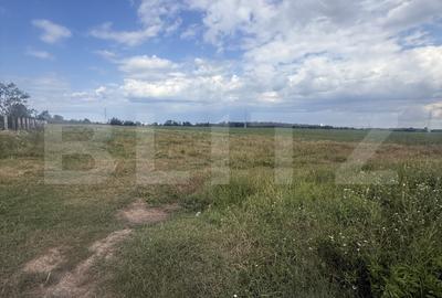 Teren Construcții intravilan de 1000 mp, în Priseaca