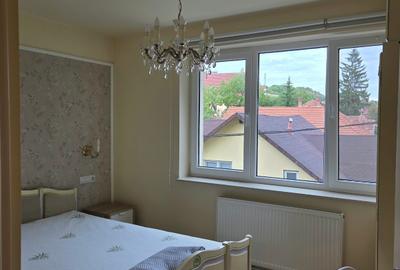 Apartament cu 3 camere semidecomandat în Grigorescu