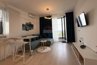 Apartament cu 2 camere decomandat, mobilat în Central