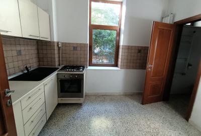 Birou in vila la parter - zona Gara de Nord - 11
