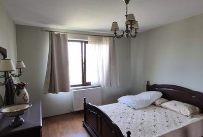 Casa langa padure , cartier privat -Corunca - 9