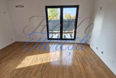 Apartament cu 2 camere semidecomandat în Între Lacuri