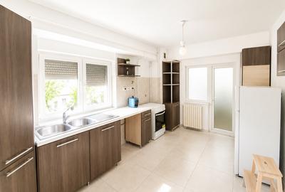 Apartament 4 camere | Piața Victoriei – Buzești | Garaj 15 mp | 1.500 EUR - 4