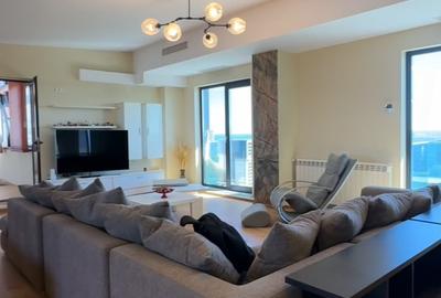 Apartament cu 5 camere decomandat în Central