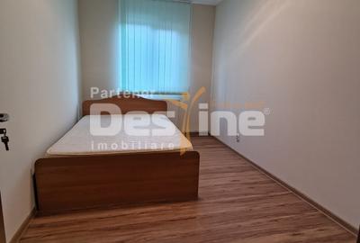 Apartament cu 3 camere decomandat, mobilat în Păcurari