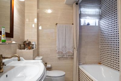 Casă individuală, elegantă, discretă, lumină naturală și confort autentic - 23