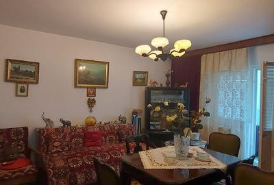 Vanzare apartament 2 camere, 2 balcoane, et 1, Vitan - Casa de Pensii - 2