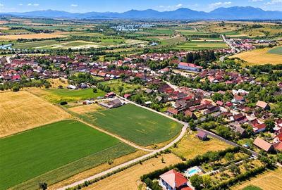 Teren Construcții intravilan de 1370 mp, în Măieruș