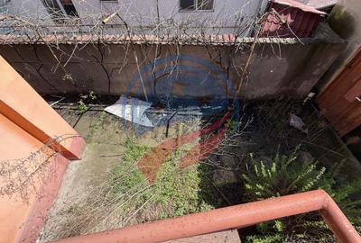 Casa si afacere de vanzare/service auto/vulcanizare/str Raului/ Craiova - 5