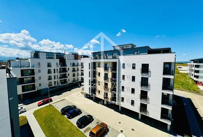 Apartament cu 3 camere semidecomandat în Aeroport