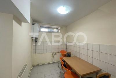 Garsoniera decomandata  renovata 32 mp utili in Sibiu - 4