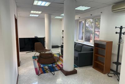 Apartament cu 4 camere în Cotroceni
