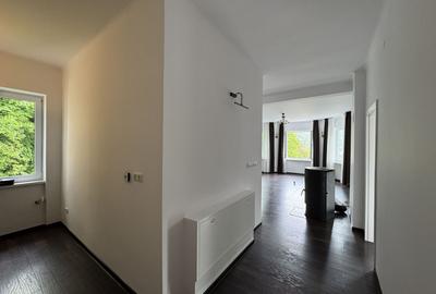Apartament cu vedere spre Tâmpa, liniște și natură, în Centrul Istoric al Brașov - 12