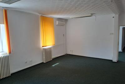 Calea Victoriei - Centrul Vechi, singur curte, curte generoasa(1400 mp), libera - 5