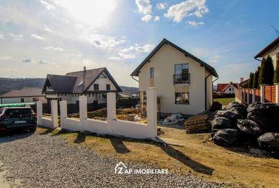 Corunca - Casa 110 mp - 500 mp teren -Zona panoramica - 1