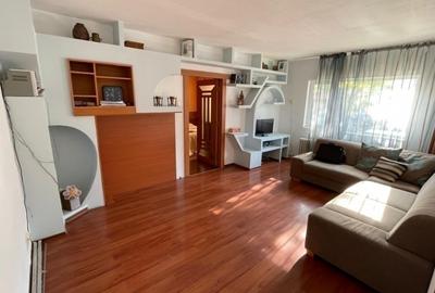 3 Camere 69mp parter inalt BLOC 1984 zona Nicolina 2 Prima Statie LIDL - 2