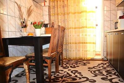 3 Camere, decomandat, parter+curte privata! Vanzare apartament in Targoviste - M - 8