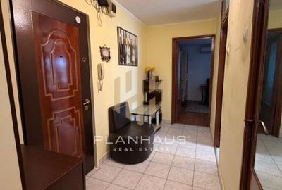 Apartament 2 camere –  decomandat, Str. Dobrogei, zona Teren atletism - 9