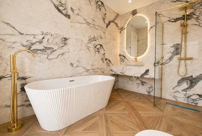 "The Mansion" by Alpha City Residence - 7