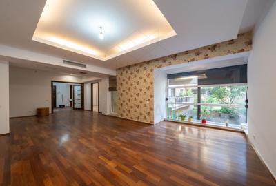 Apartament cu 3 camere decomandat, mobilat în Șoseaua Nordului