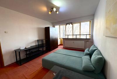Apartament cu 2 camere decomandat în Giurgiului