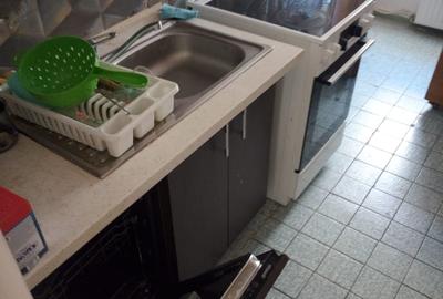Inchiriez in 7 Noiembrie apt. 4 camere,decomandate,mobilat si utilat - 6
