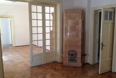 Apartament în Vilă Domenii-Cașin | 3 Camere, Curte 250mp & 4 Locuri Parcare - 3