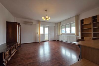 Apartament cu 3 camere de vanzare in zona Cartierul Evreiesc / Mantuleasa - 1