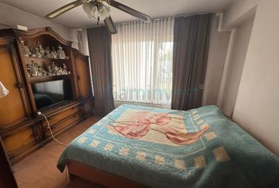 Casa cu 5 camere, singur in curte, cu Garaj zona Iosia, Oradea - 7
