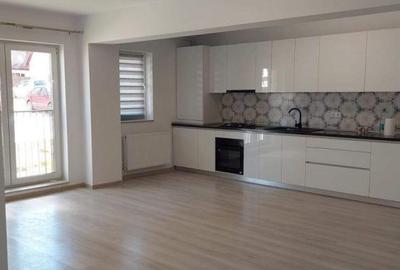 Apartament cu 2 camere semidecomandat, mobilat în Florești