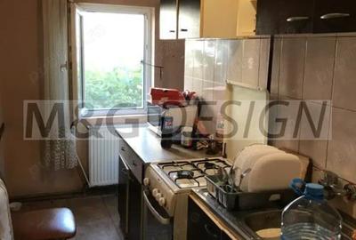 Garsonieră decomandată în Steaua