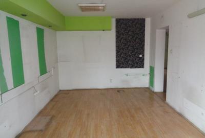 Spațiu comercial, 70 mp în Central