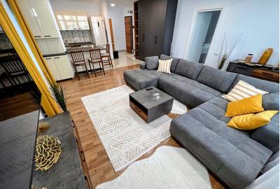 Apartament cu 3 camere semidecomandat în Herăstrău