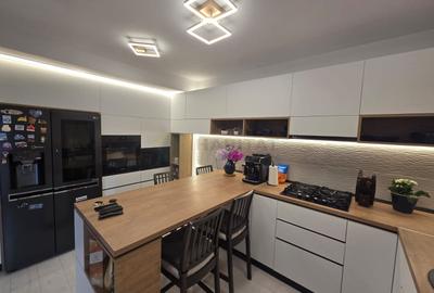 Vilă  cu mansardă, piscină și design modern – Tunari - 9