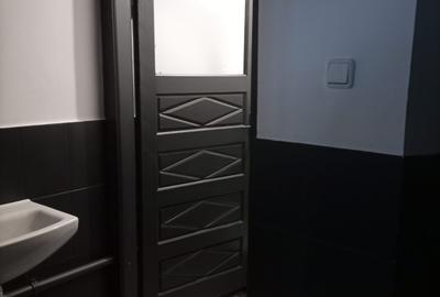 Inchiriez hala situata in Lazaret,200m,pretabila spalatorie,service - 8