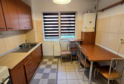De inchiriat apartament 3 camere Micro 16 Parter - 10