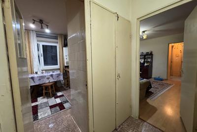 2 cam, etaj 1, 51 mp, fara imbunatatiri, Aleea Rozelor - 13