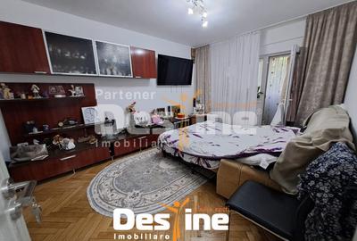 MIRCEA CEL BATRAN, Apartament 2 camere, decomandat, 109.900 Euro - 2