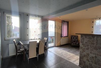 Apartament 3 camere de inchiriat in zona Dambul Rotund - 1