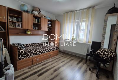 Vânzare apartament 4 camere *ULTRACENTRAL* situat în Târgu Jiu, strada Unirii - 5