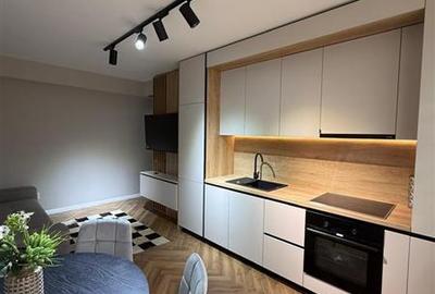 Vanzare apartament 3 camere de LUX zona Terra Floresti - 1