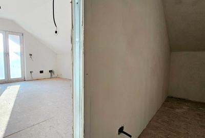 Casa nefinalizata si 2000 mp teren,la 10km de oras - 7