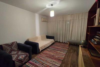 Apartament cu 3 camere decomandat, mobilat în Frumoasa