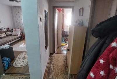 3 camere Decomandat etaj 3 - Posta Pacurari - 109000 euro - 6