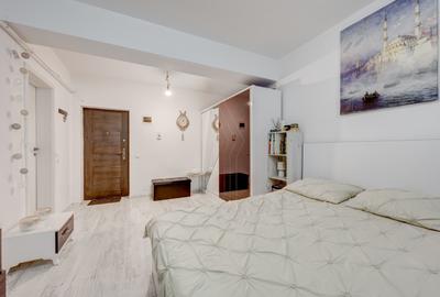 Garsoniera - Militari Residence - Weinner Palada - demisol - 2