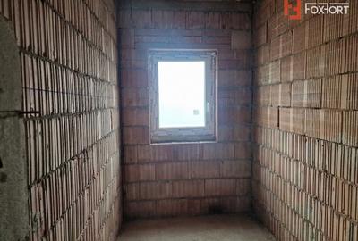 Duplex de vanzare cu 3 camere, zona Bucovat - 10