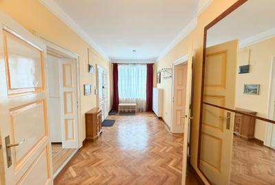 Apartament 3 camere de inchriat-Str. Victor Babes - 2