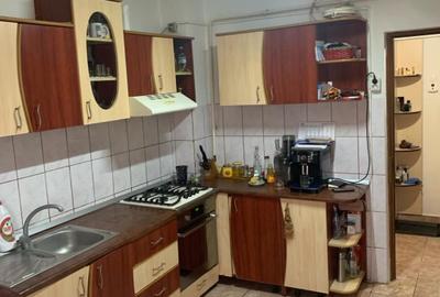 Vand apartament decomandat cu 2 camere - 7