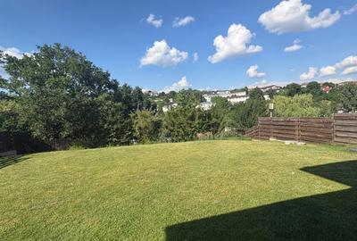 Casă individuală cu 5 camere în Dâmbul Rotund