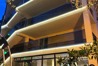 Hotel complet renovat | 66  unitati cazare | situat central in Mamaia, Constanta - 1